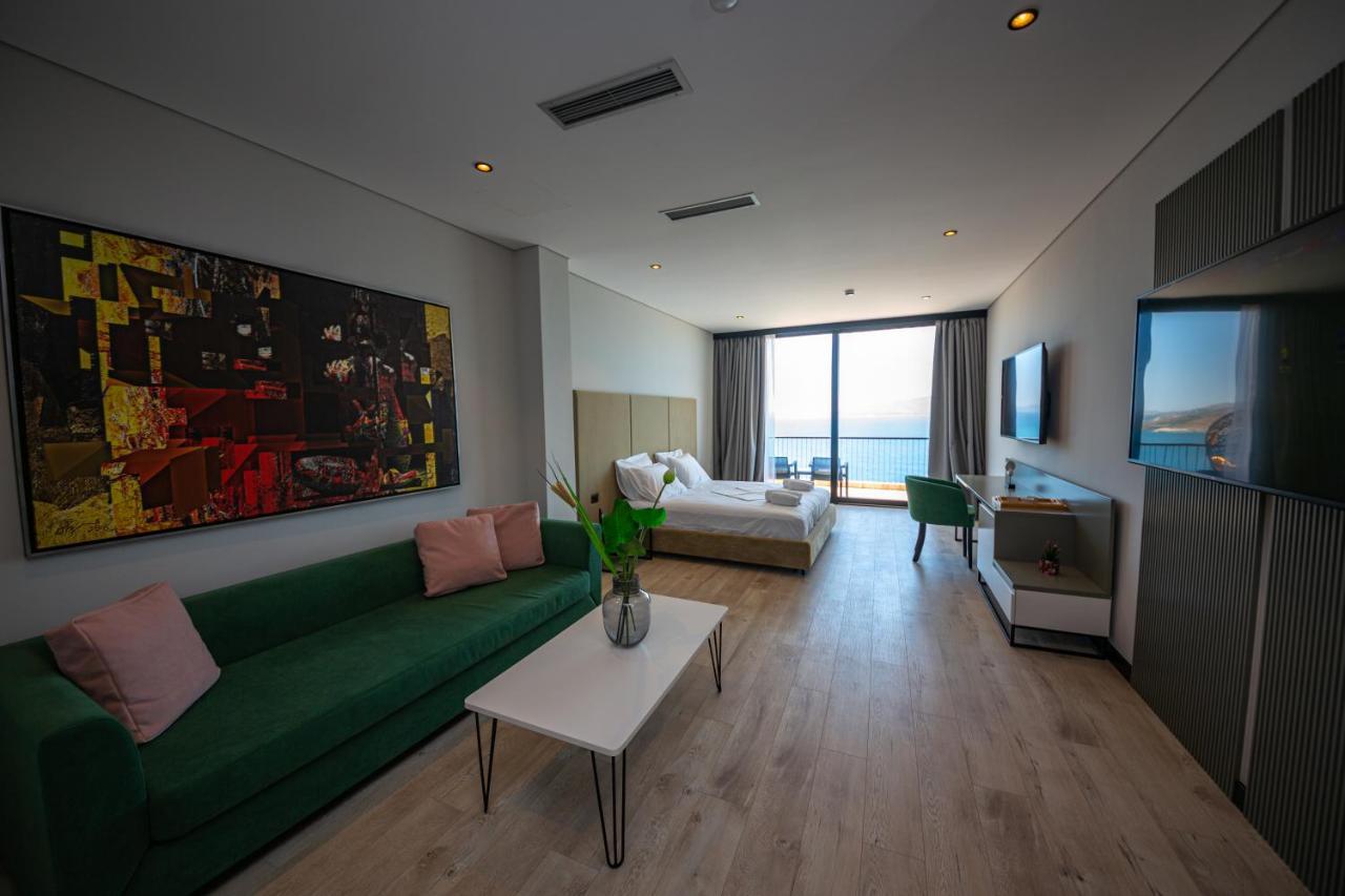 Apart-Hotel Lili2 Sarandë Buitenkant foto