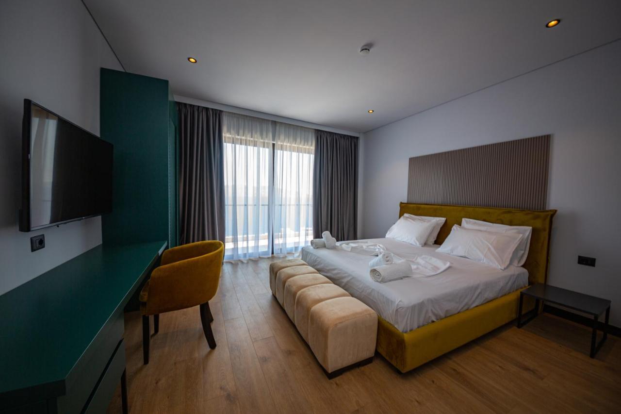 Apart-Hotel Lili2 Sarandë Buitenkant foto
