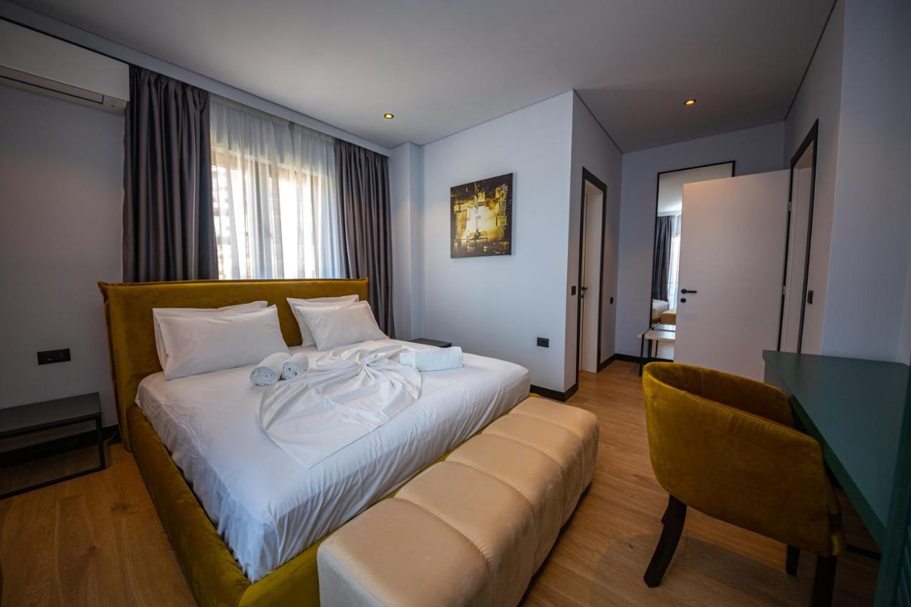 Apart-Hotel Lili2 Sarandë Buitenkant foto