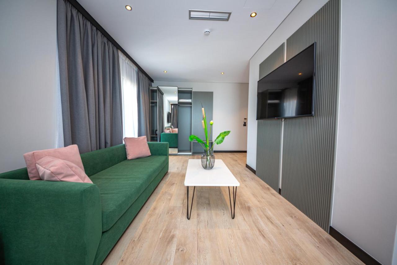 Apart-Hotel Lili2 Sarandë Buitenkant foto