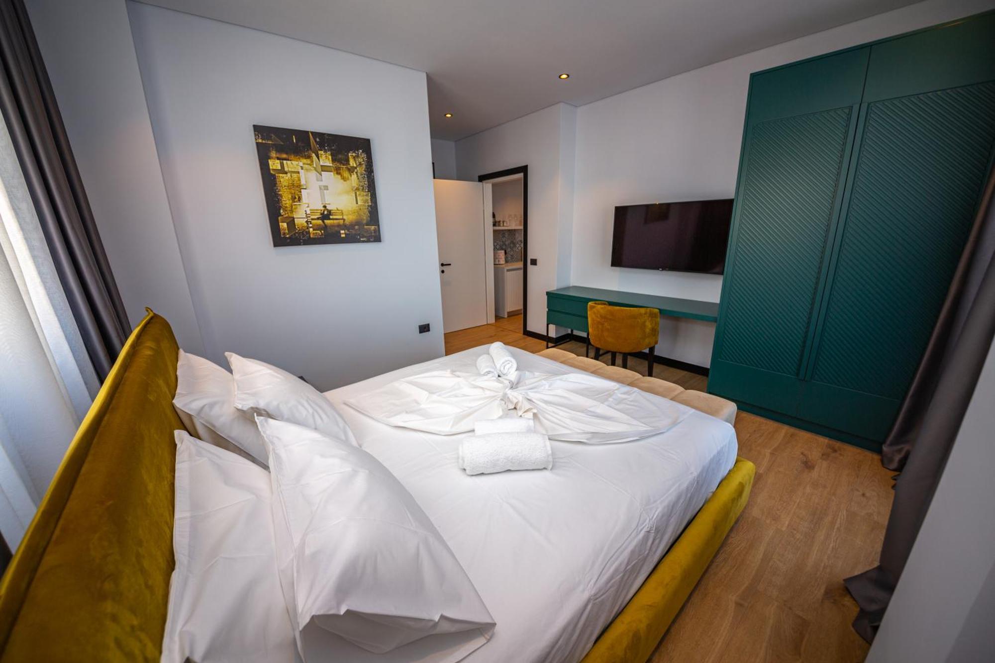 Apart-Hotel Lili2 Sarandë Buitenkant foto